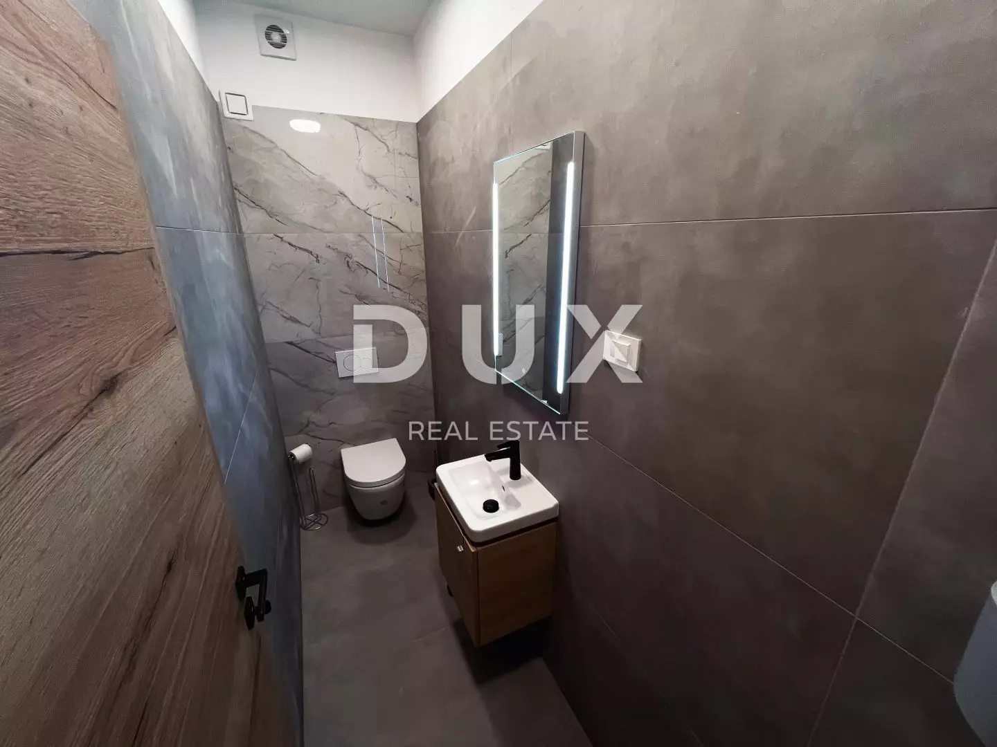 3-bedroom Detached House In Pomer, Croatia (188,19 M²)