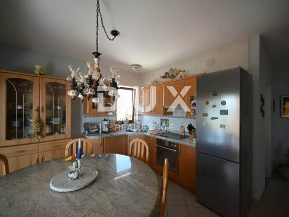 3-bedroom Apartment In Rabac, Croatia (105,42 M²)