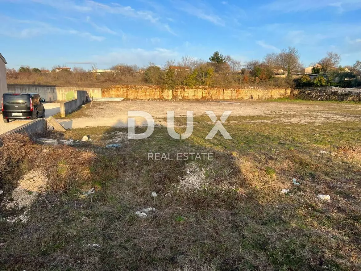 Land In Kanfanar, Croatia (876 M²)