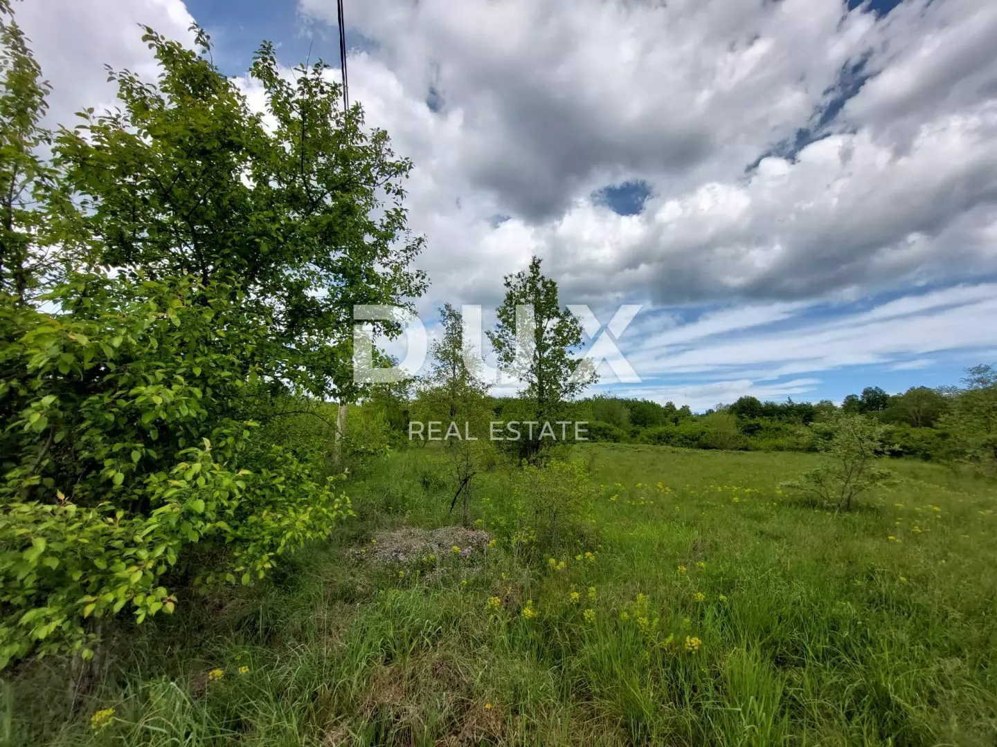 1713531038_whatsapp-image-2024-04-19-at-14-a20a80 Land In Labin, Croatia (11.116 M²)