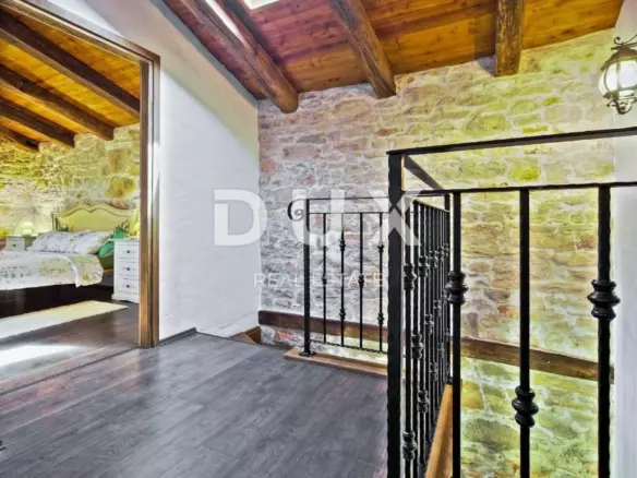 4-bedroom Villa In Umag, Croatia (180 M²)