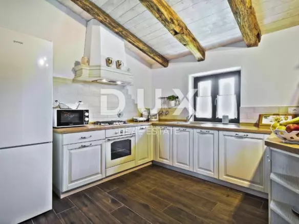 4-bedroom Villa In Umag, Croatia (180 M²)