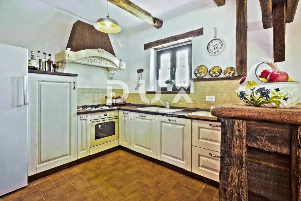 4-bedroom Villa In Umag, Croatia (180 M²)