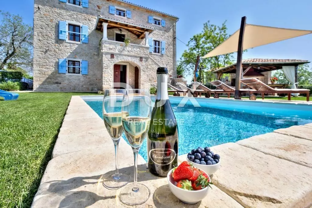 4-bedroom Villa In Umag, Croatia (180 M²)