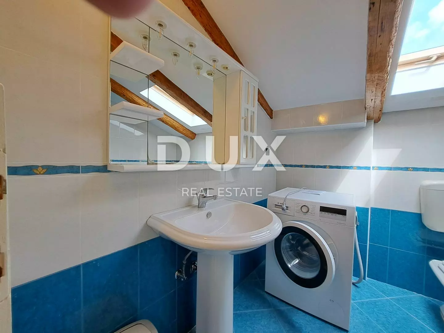2-bedroom Apartment In Volosko, Croatia (60 M²)