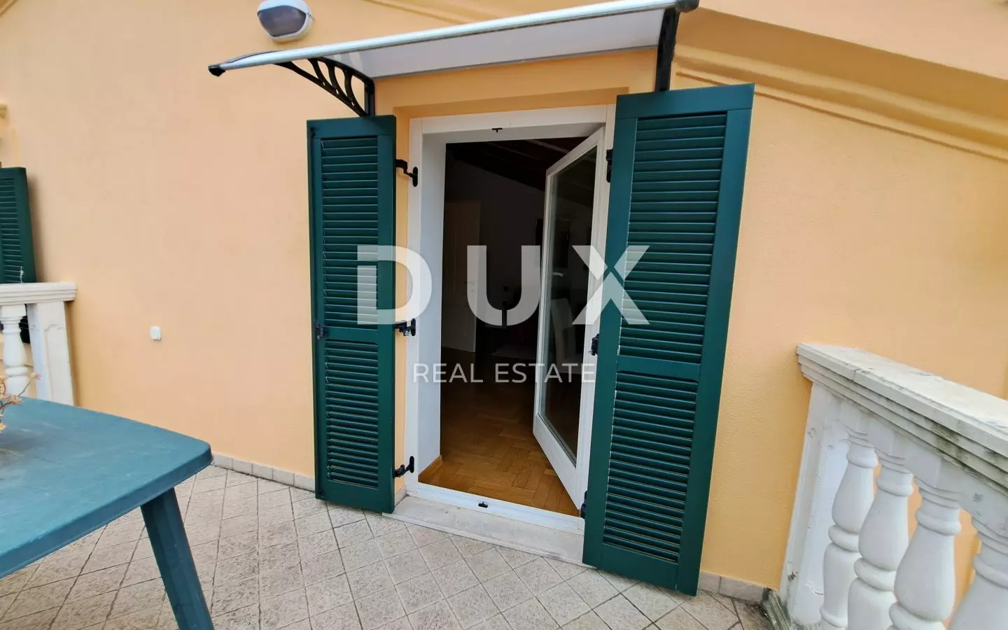 2-bedroom Apartment In Volosko, Croatia (60 M²)