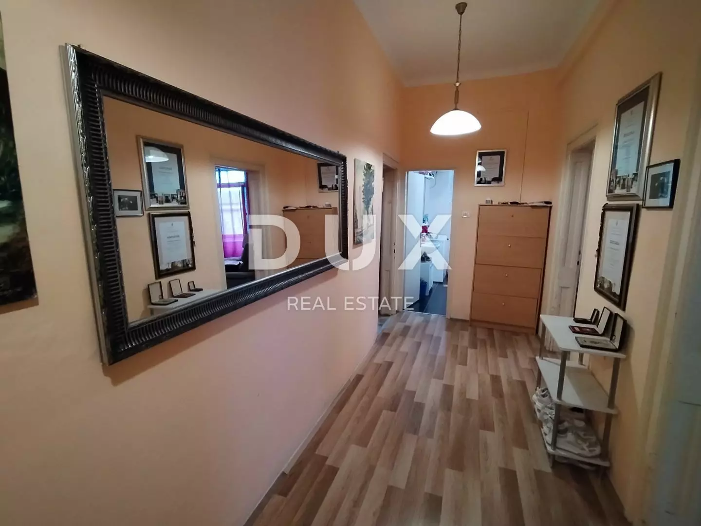 2-bedroom Apartment In Centar, Croatia (93 M²)