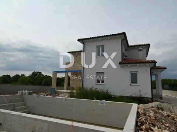 5-bedroom Villa In Kanfanar, Croatia (360 M²)