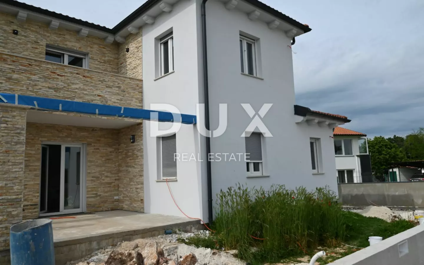 5-bedroom Villa In Kanfanar, Croatia (360 M²)