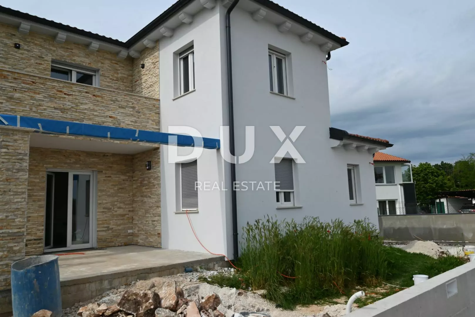 5-bedroom Villa In Kanfanar, Croatia (360 M²)