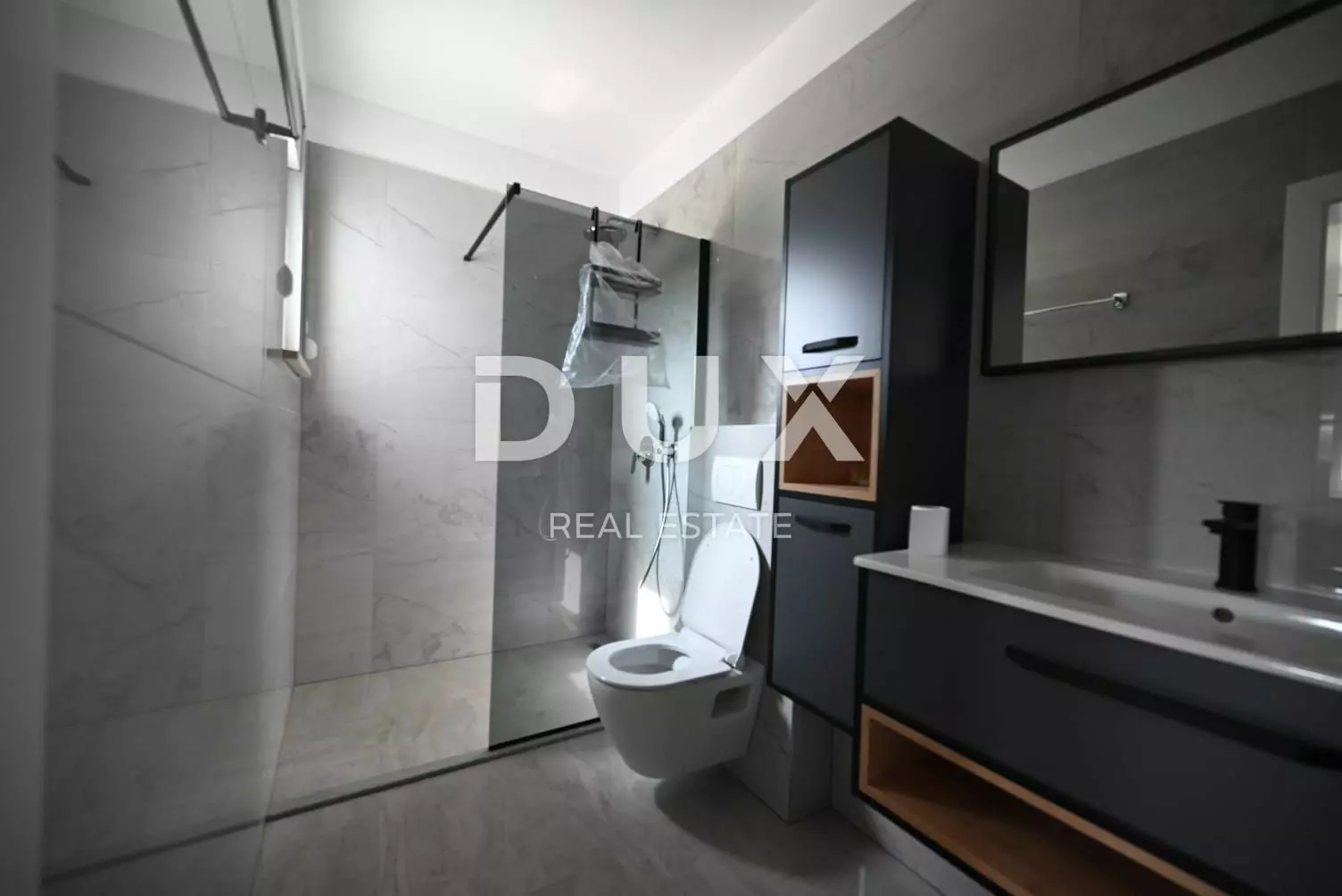 5-bedroom Villa In Kanfanar, Croatia (360 M²)