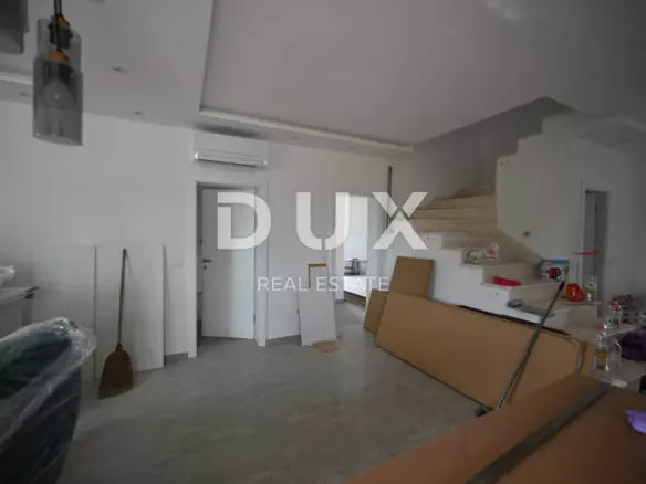 5-bedroom Villa In Kanfanar, Croatia (360 M²)