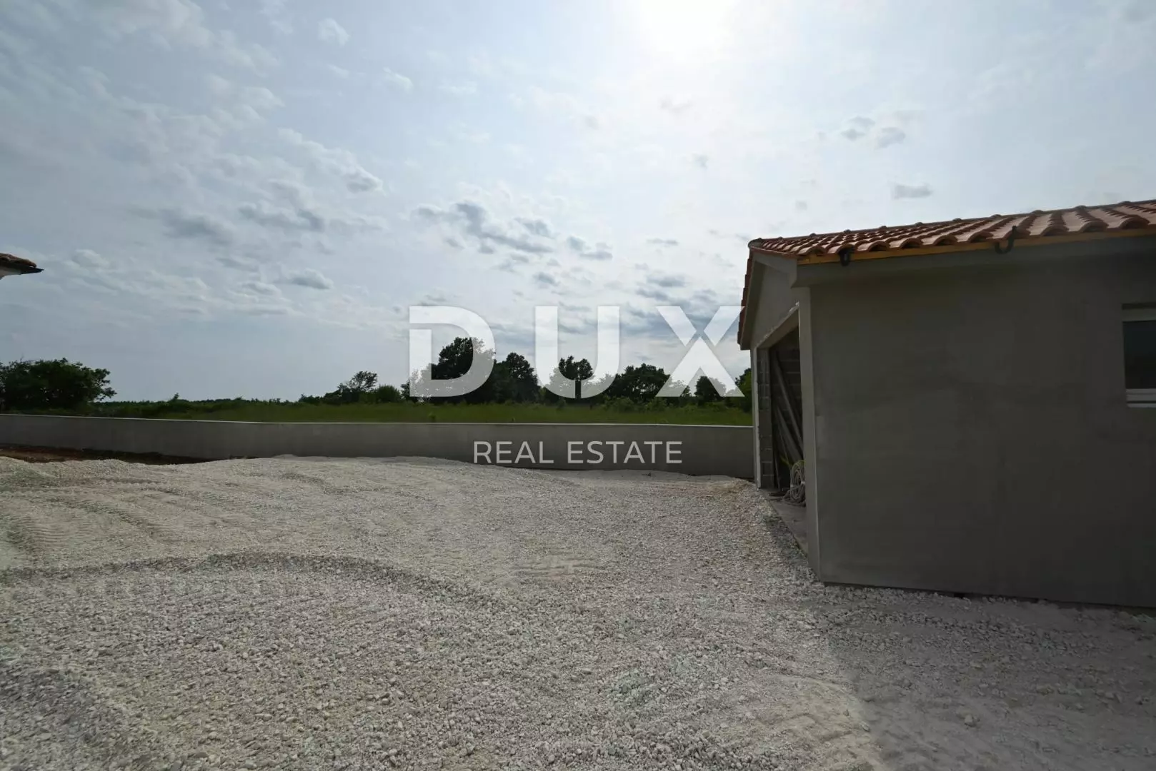 5-bedroom Villa In Kanfanar, Croatia (360 M²)