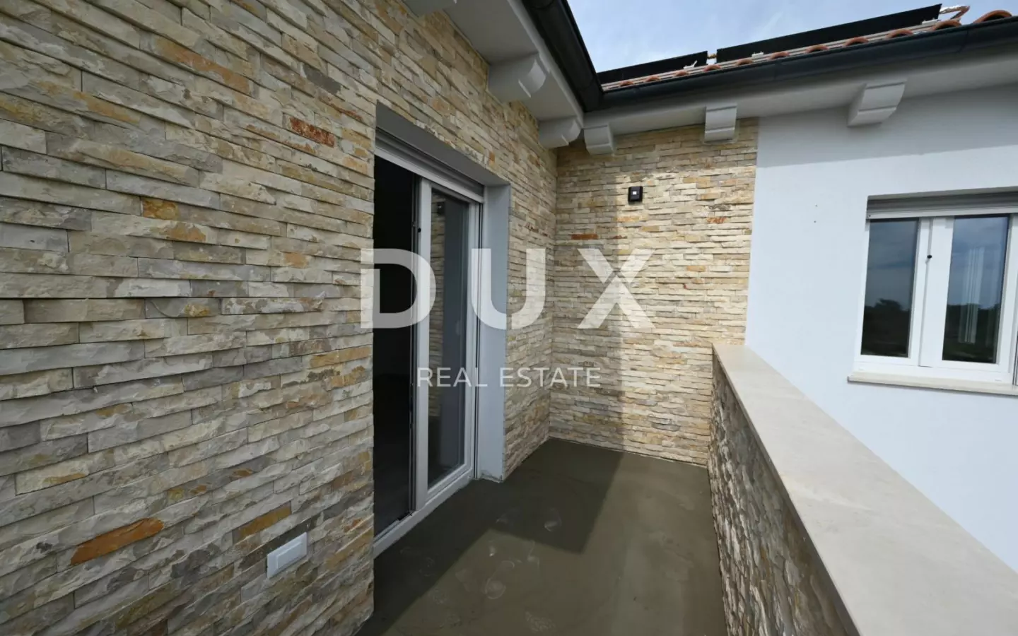 5-bedroom Villa In Kanfanar, Croatia (360 M²)