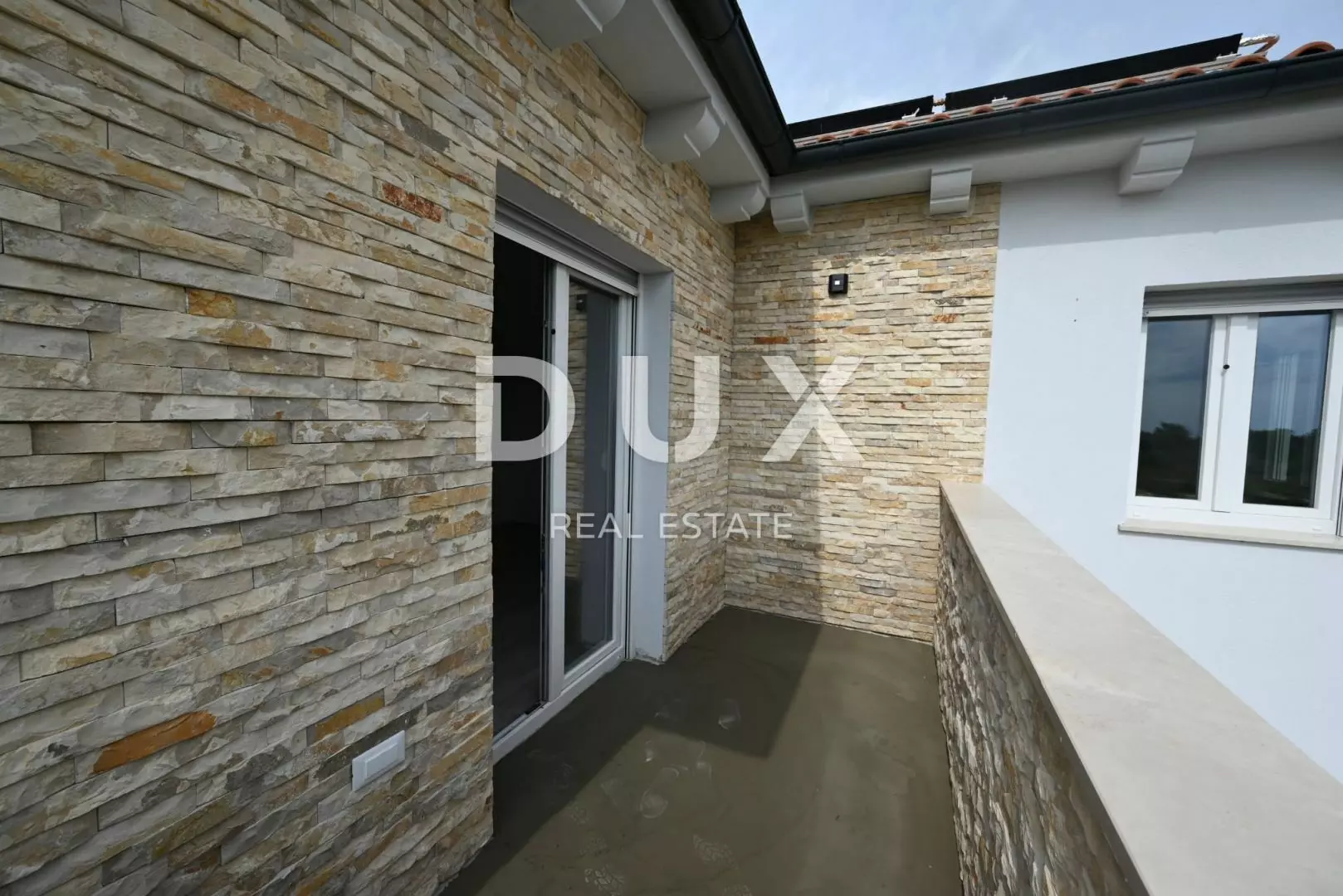 5-bedroom Villa In Kanfanar, Croatia (360 M²)