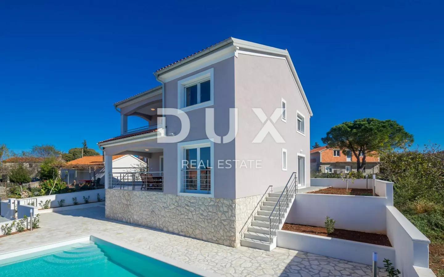 4-bedroom Villa In Linardići, Croatia (170 M²)