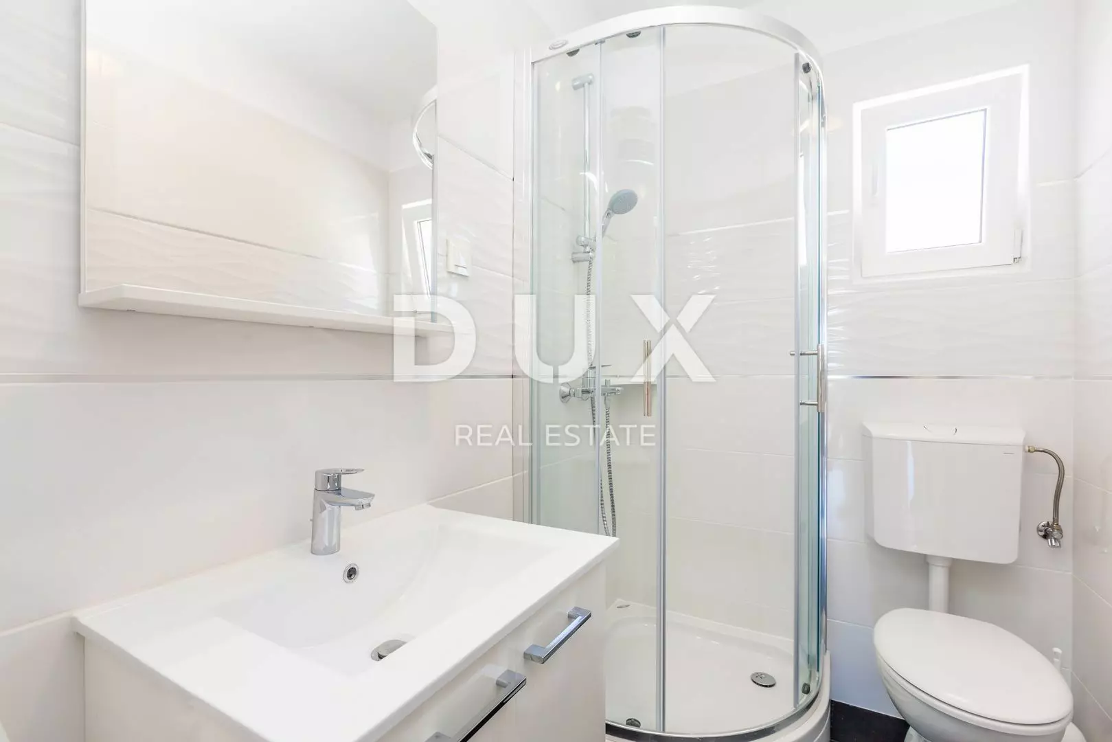 4-bedroom Villa In Linardići, Croatia (170 M²)
