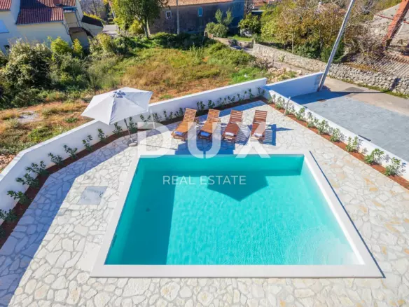 4-bedroom Villa In Linardići, Croatia (170 M²)