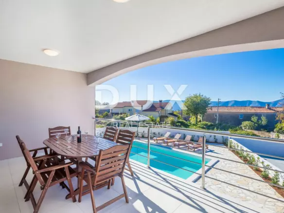 4-bedroom Villa In Linardići, Croatia (170 M²)