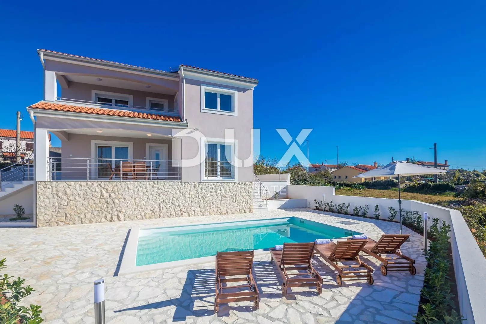 4-bedroom Villa In Linardići, Croatia (170 M²)