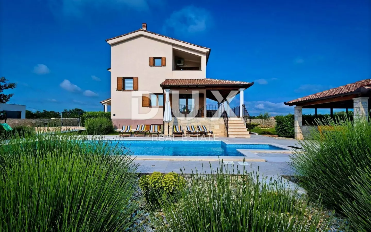 4-bedroom Detached House In Svetvinčenat, Croatia (294 M²)