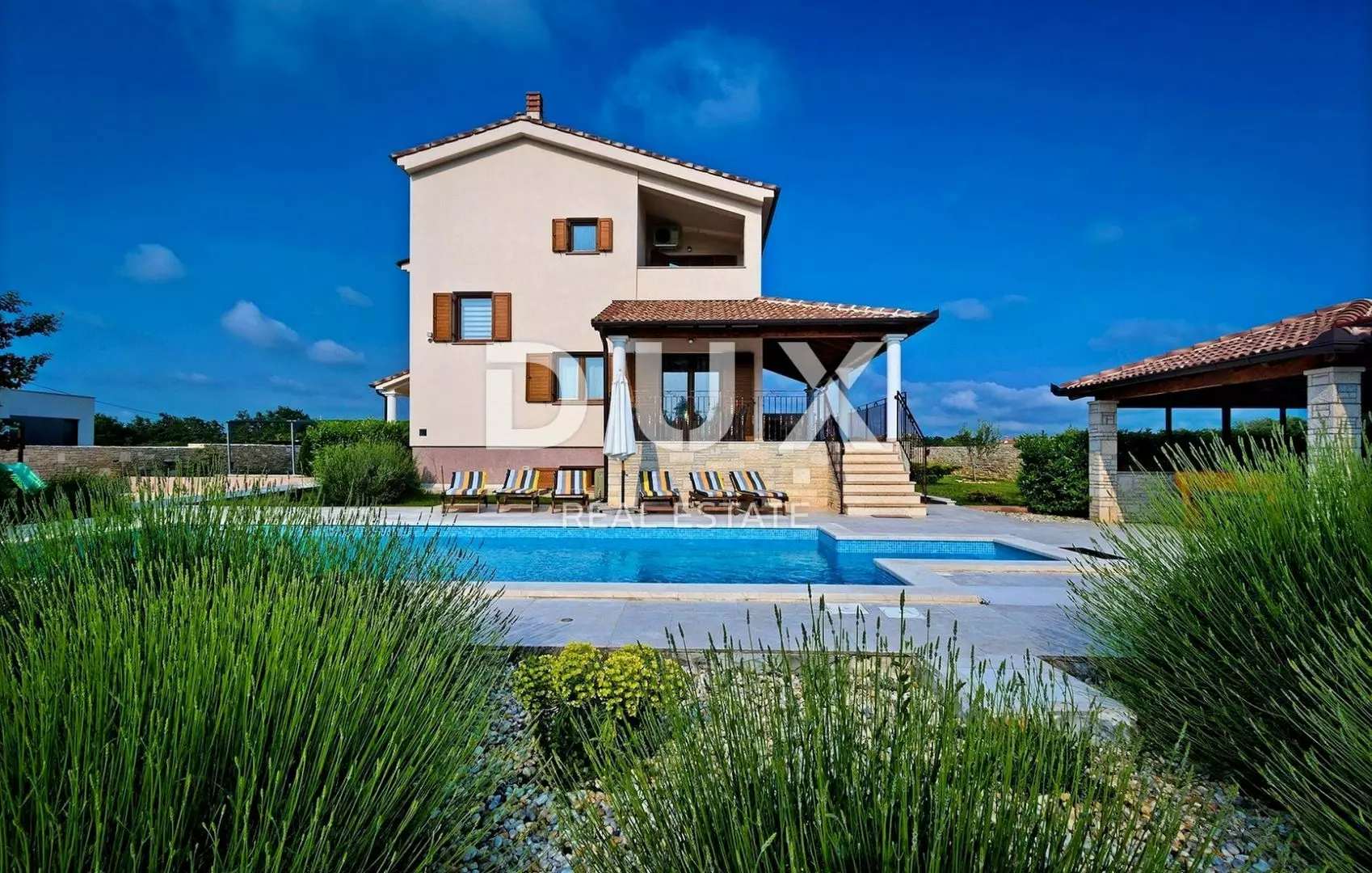4-bedroom Detached House In Svetvinčenat, Croatia (294 M²)