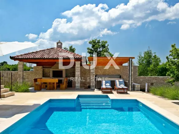 4-bedroom Detached House In Svetvinčenat, Croatia (294 M²)