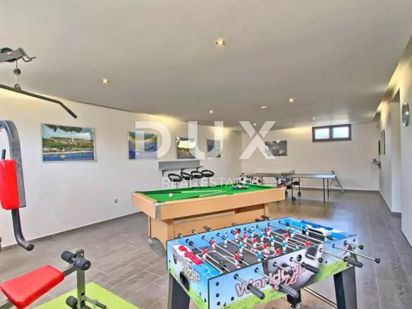 4-bedroom Detached House In Svetvinčenat, Croatia (294 M²)