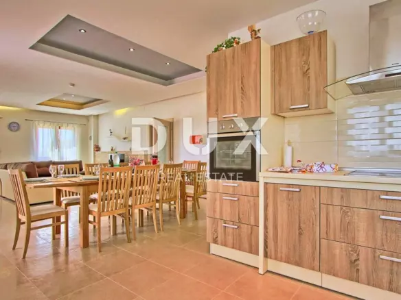 4-bedroom Detached House In Svetvinčenat, Croatia (294 M²)