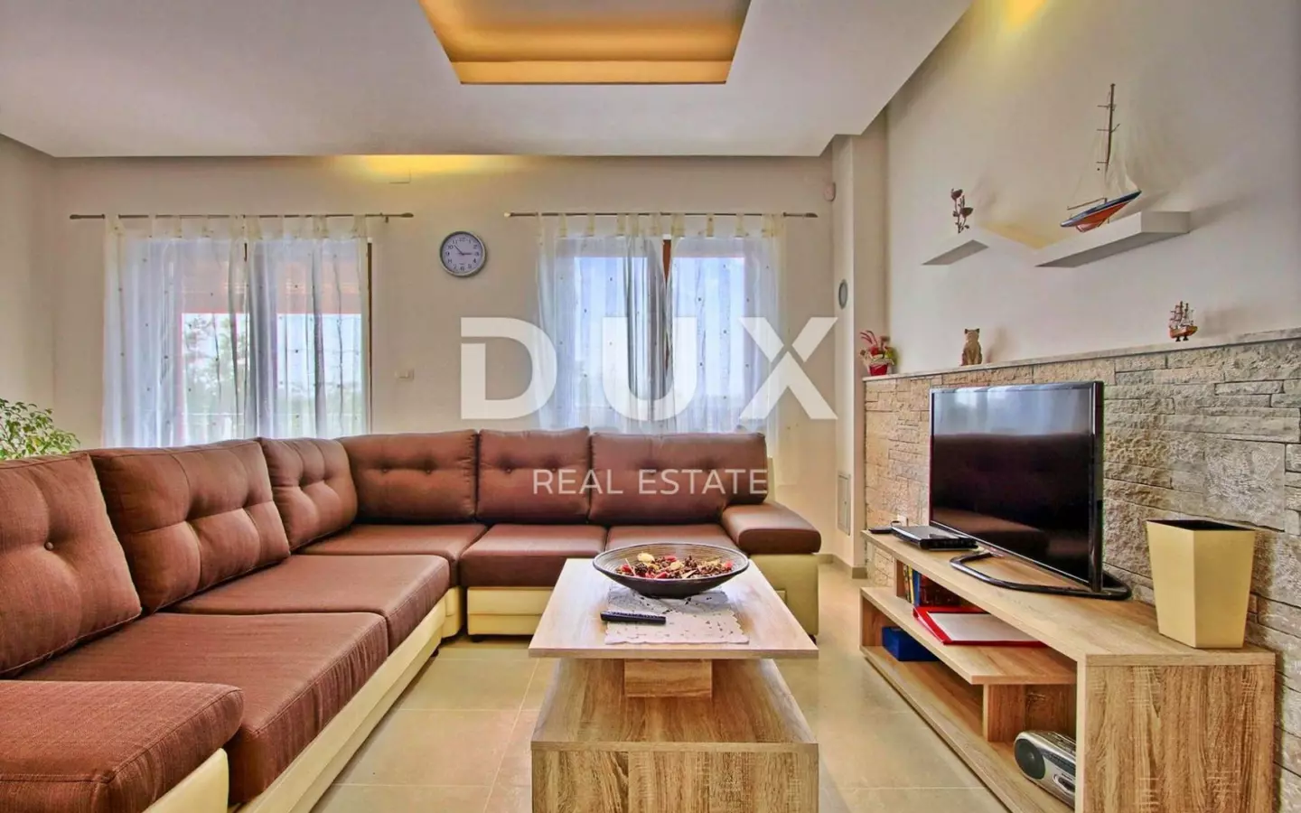 4-bedroom Detached House In Svetvinčenat, Croatia (294 M²)