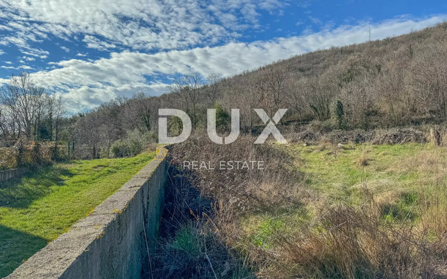 Land In Mihotići, Croatia (717 M²)