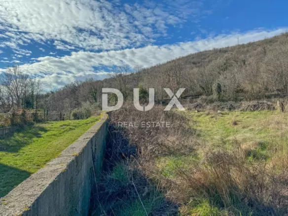 Land In Mihotići, Croatia (717 M²)