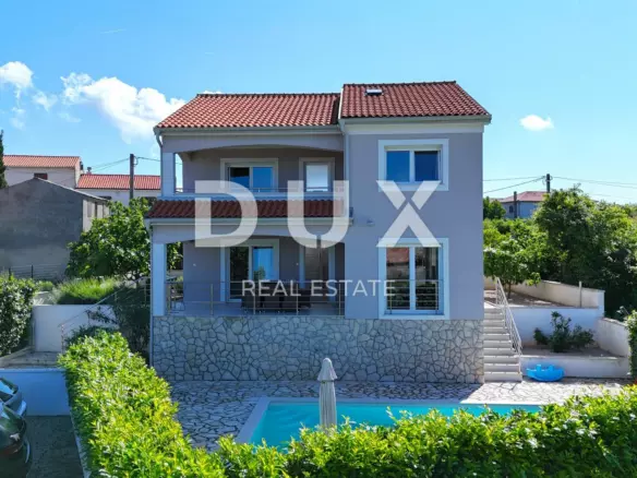 4-bedroom Villa In Linardići, Croatia (170 M²)
