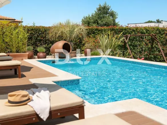 4-bedroom Villa In Poreč, Croatia (330 M²)
