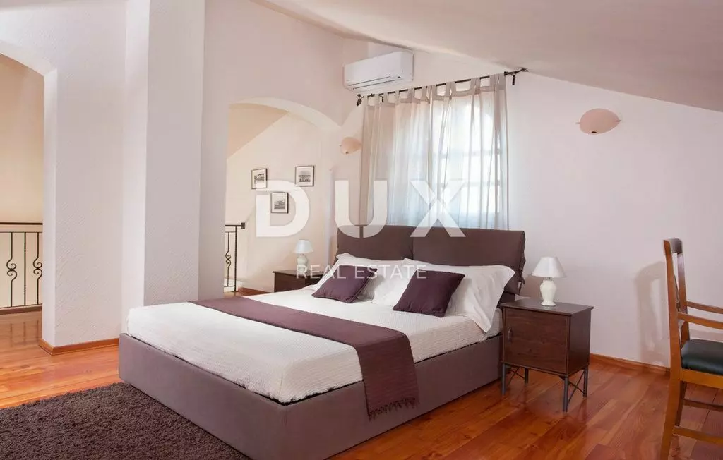 4-bedroom Villa In Poreč, Croatia (330 M²)
