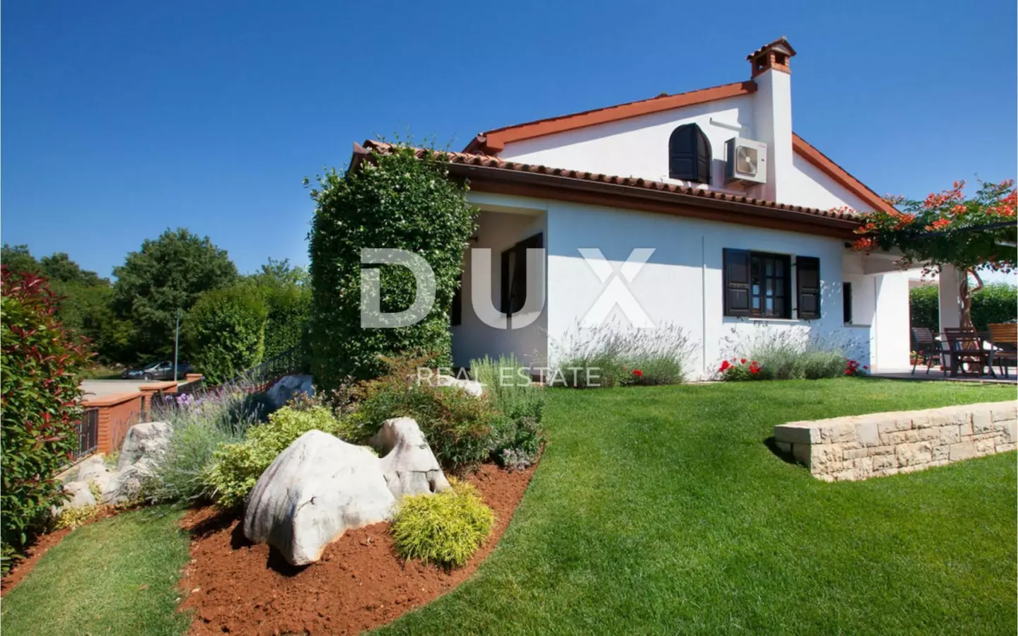 4-bedroom Villa In Poreč, Croatia (330 M²)
