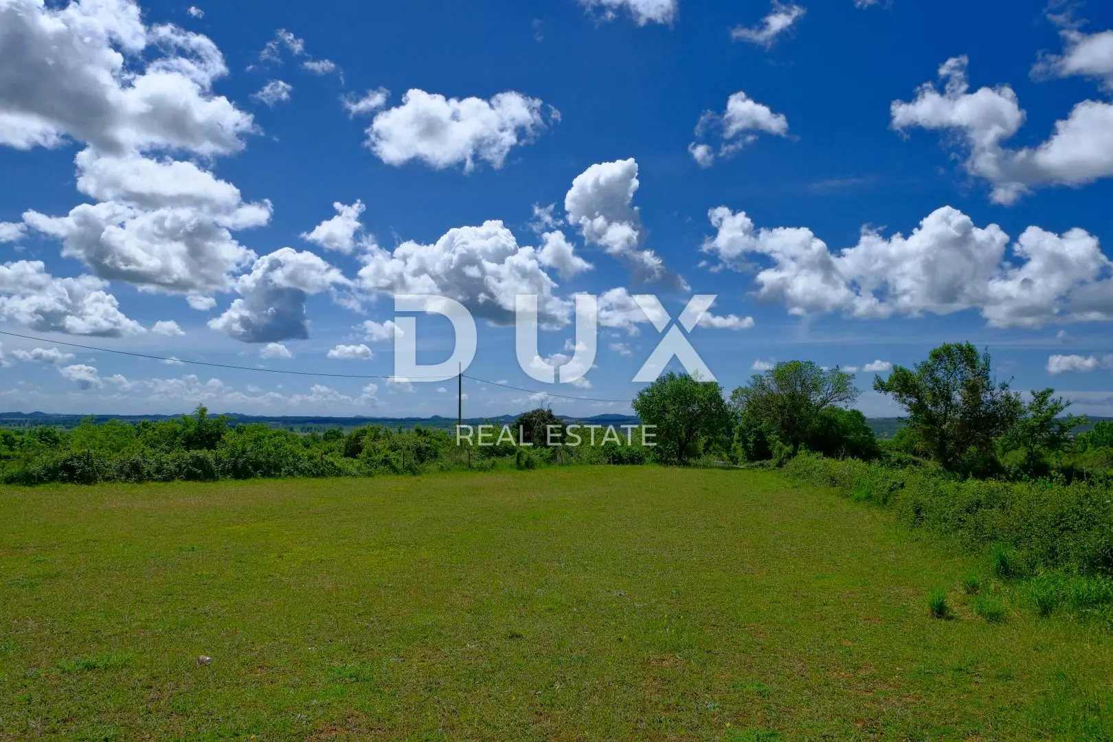 Land In Tinj, Croatia (1.395 M²)