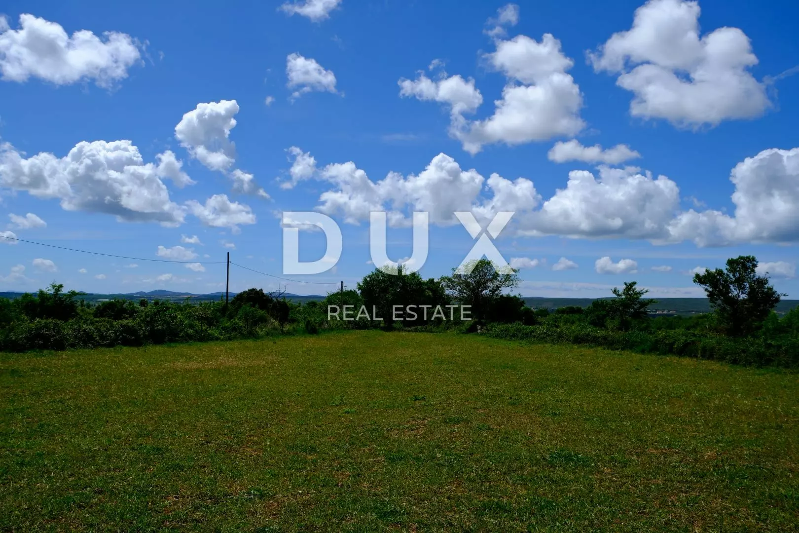 Land In Tinj, Croatia (1.395 M²)