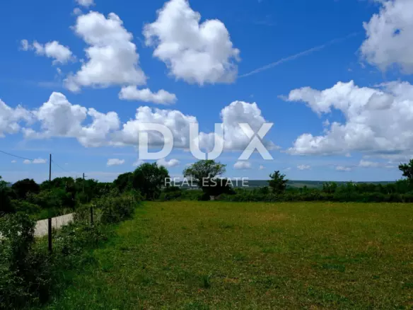 Land In Tinj, Croatia (1.395 M²)