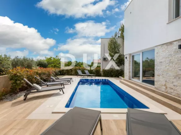 5-bedroom Detached House In Fažana, Croatia (360 M²)