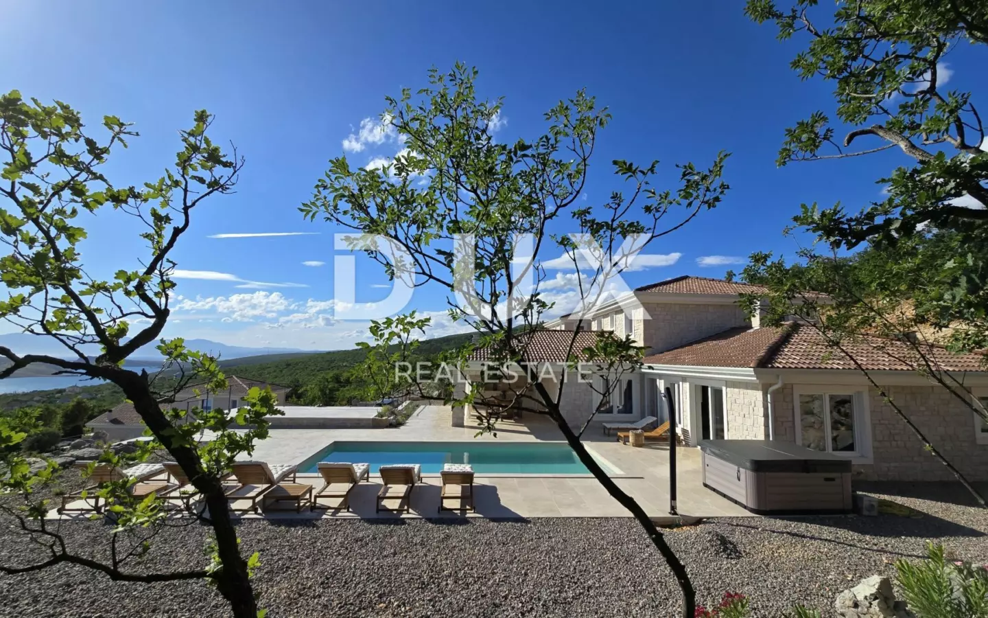 4-bedroom Villa In Jadranovo, Croatia (200 M²)