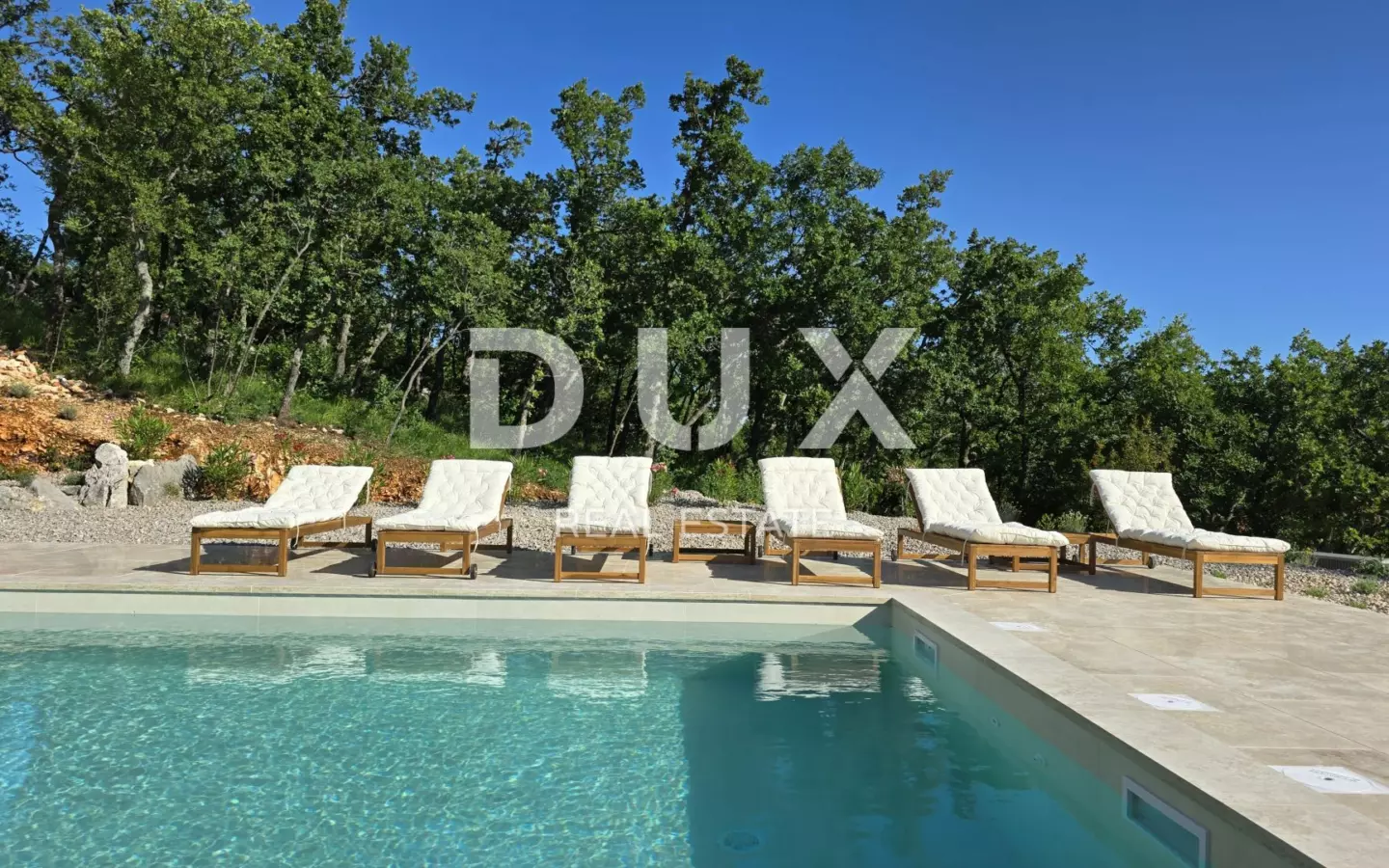 4-bedroom Villa In Jadranovo, Croatia (200 M²)