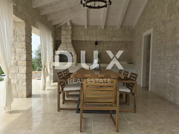 4-bedroom Villa In Jadranovo, Croatia (200 M²)
