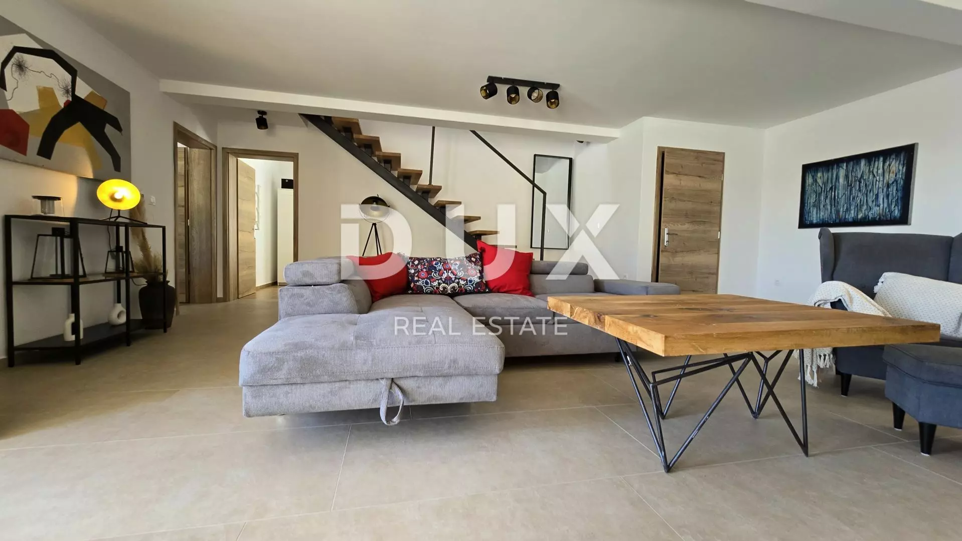 4-bedroom Villa In Jadranovo, Croatia (200 M²)