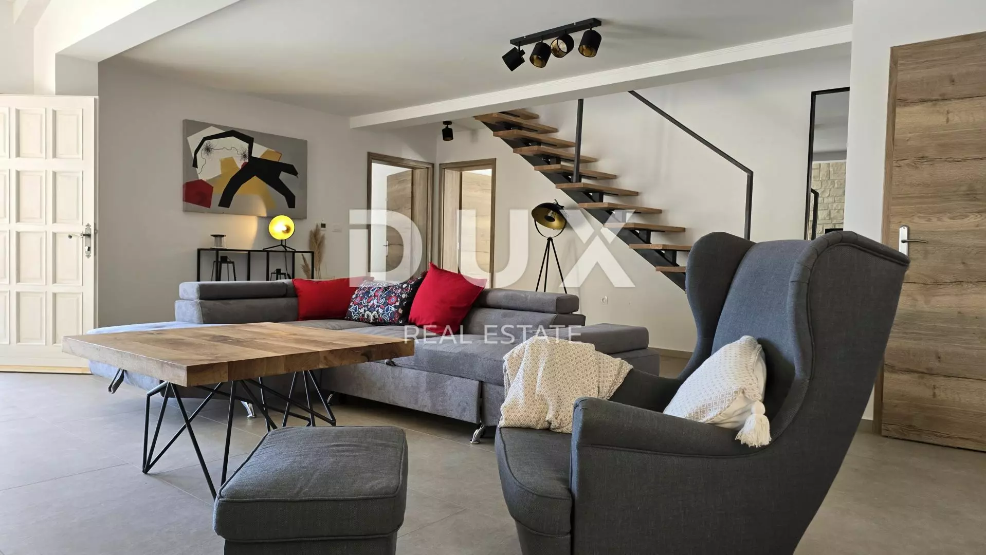 4-bedroom Villa In Jadranovo, Croatia (200 M²)