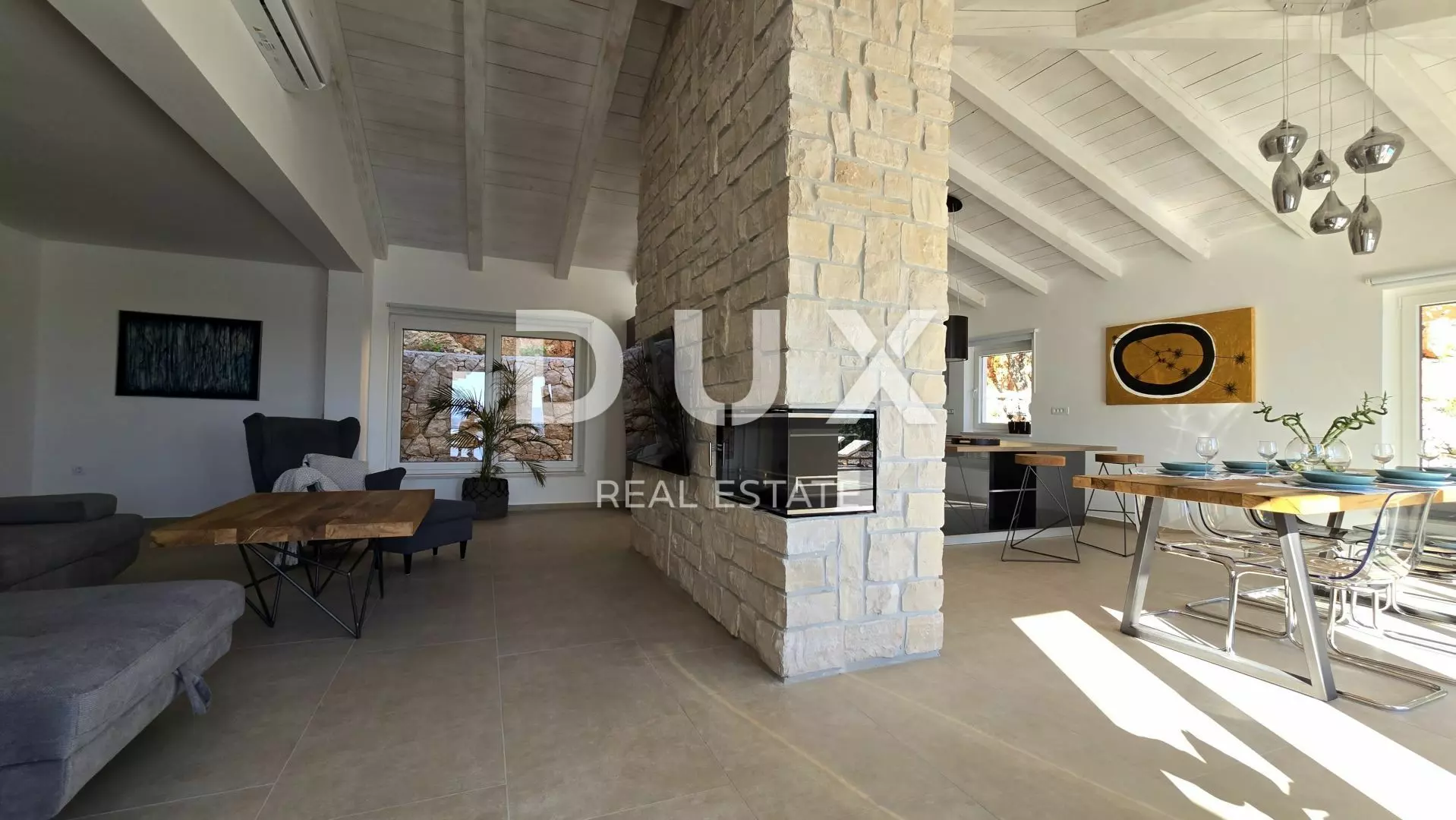 4-bedroom Villa In Jadranovo, Croatia (200 M²)