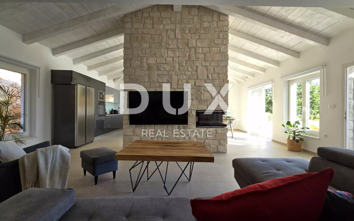 4-bedroom Villa In Jadranovo, Croatia (200 M²)
