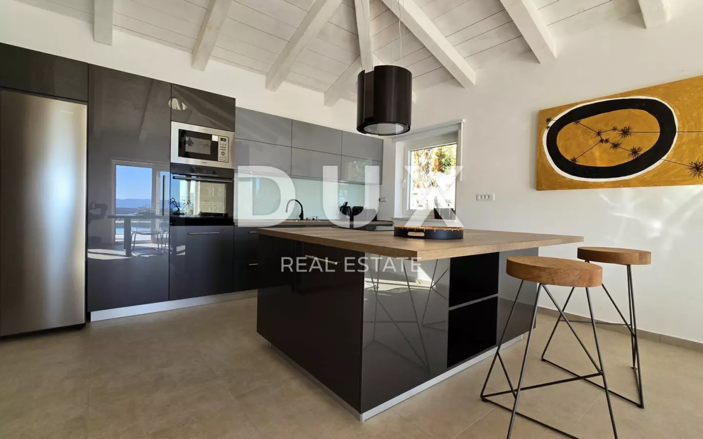 4-bedroom Villa In Jadranovo, Croatia (200 M²)