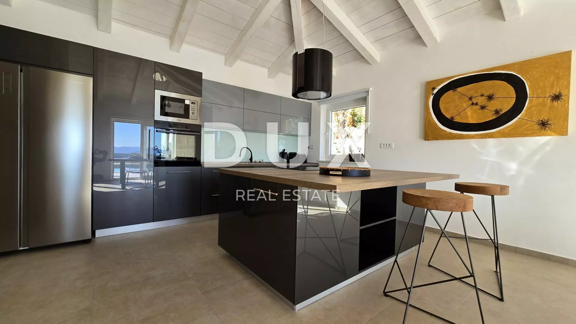 4-bedroom Villa In Jadranovo, Croatia (200 M²)