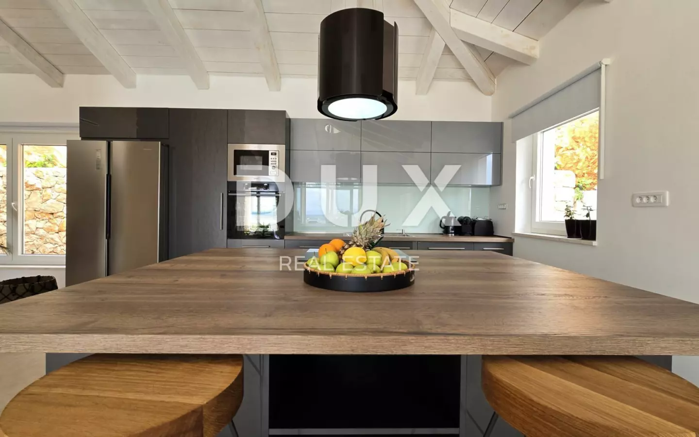 4-bedroom Villa In Jadranovo, Croatia (200 M²)